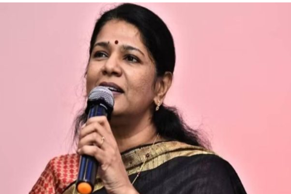 அமைச்சரை முடிவு செய்யும் அதிகாரம் ஆளுநருக்கு இல்லை : கனிமொழி எம்பி கண்டனம் | Mp Kanimozhi Condemned Governor Rn Ravi