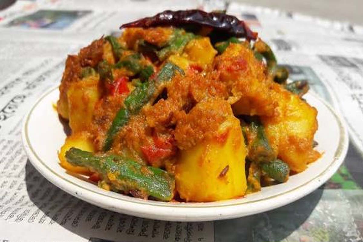 வீட்டில் தட்டப்பயிறு, உருளைக்கிழங்கு இருக்குதா?... சப்பாத்திக்கு அருமையான கிரேவி தயார் | How To Prepare Cow Pea Gravy For Chapati வீட்டில் தட்டப்பயிறு, உருளைக்கிழங்கு இருக்குதா?... சப்பாத்திக்கு அருமையான கிரேவி தயார் | How To Prepare Cow Pea Gravy For Chapati