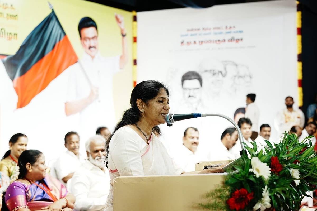முதல்வர் விஜய்யை ஒருமையில் பேசிய திமுக நிர்வாகி; மேடையிலே கண்டித்த கனிமொழி | Kanimozhi Condemns Dmk Councilor Defamatory Speech