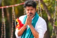මහ ඇමති තලපති විජේ ප්‍රසිද්ධියේ සමාව ගනී - පාර්ලිමේන්තුව තුලදීම සමාව අයැදීමට හේතුව මෙන්න