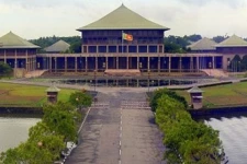 நாடாளுமன்றை மூடுவதற்கு தீர்மானிக்கவில்லை!சபாநாயகர்