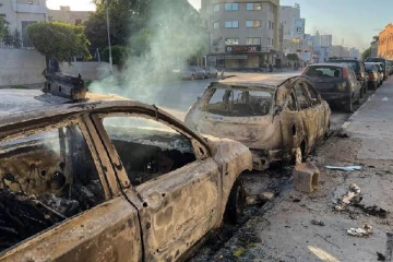 தெருவெங்கும் சடலங்கள்... தீக்கிரையான வாகனங்கள்: ஒரு நாடே ஸ்தம்பித்த கலவரம்