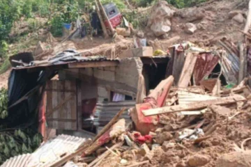 நாவலப்பிட்டி மண்சரிவில் புதையுண்ட 08 சடலங்கள் மீட்பு