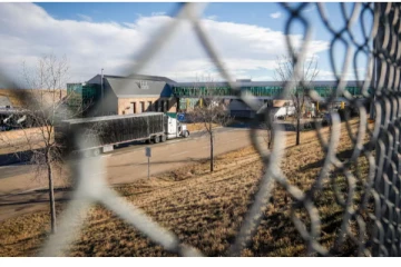 அமெரிக்காவுக்குள்ளிருந்து கனடாவுக்குள் நுழைய முயன்ற 16 பேர்: ஒருவர் பலி