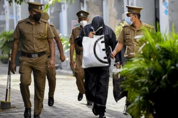 இரு சிறுமிகள் பாலியல் துஷ்பிரயோகம் ; காவி உடைக்குள் மறைந்திருந்தது யார்?