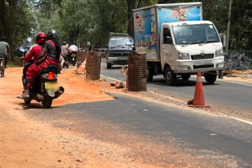 வவுனியா ஏ9 வீதியின் பரிதாப நிலை; கண்டுகொள்வார்களா அதிகாரிகள்