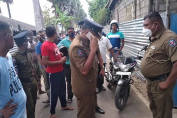 தனிமைப்படுத்தல் ஊரடங்கு காலத்தில் இப்படியுமொரு தாய் - - சுற்றிவளைத்து பிடித்த பொலிஸ்