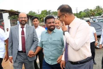 எரிசக்தி அமைச்சர் இராஜினாமா; அமைச்சரைத் தேடும் அரசாங்கம்