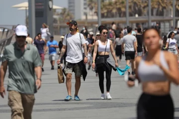 மாஸ்க் இல்லாத இயல்பு நிலைக்கு எப்போது திரும்பும்: சுவிஸ் நிபுணர்கள் கருத்து