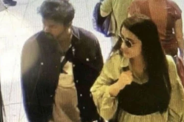 மீண்டும் மனைவிக்கு துரோகம் செய்கிறாரா விஜய்? பிரபல நடிகையுடனான புகைப்படம் லீக்!..இதோ