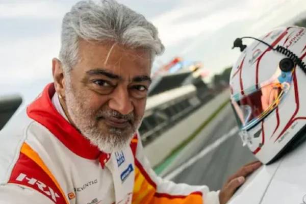 கிறிஸ்துமஸ் தினத்தில் வெளிவந்த அஜித்-ஷாலினியின் லேட்டஸ்ட் போட்டோ... வெளியிட்ட பிரபலம் | Ajith Shalini Unseen Photos With Suresh Chandra