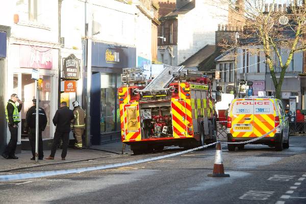 கொழும்பில் வர்த்தக நிலையமொன்றில் தீப்பரவல் | Fire Breaks Out At A Colombo Shopping Mall