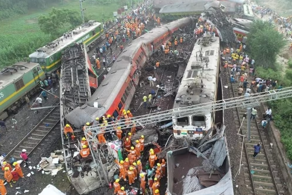 odisha-youngster-dedicates-sand-art-to-survivors