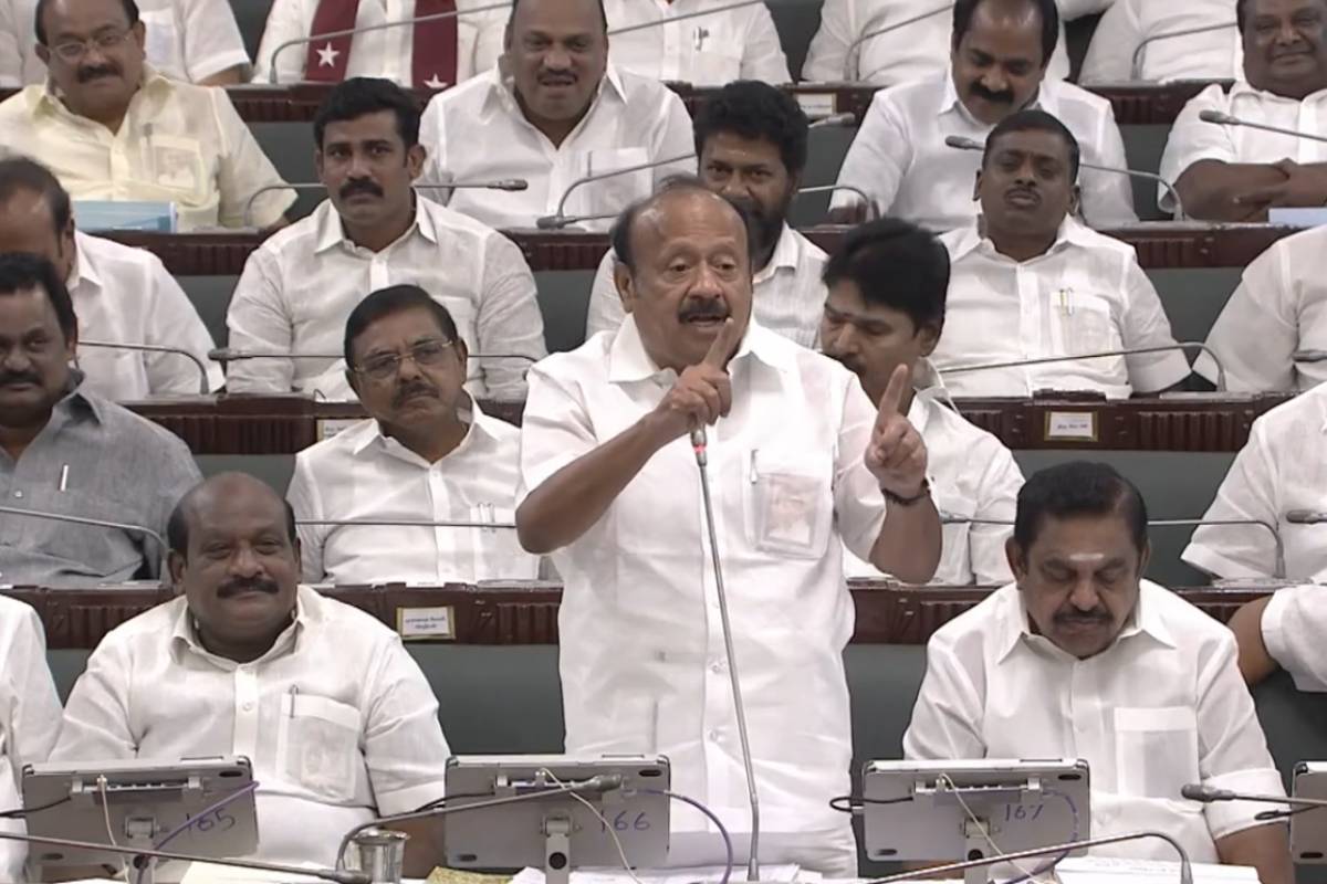 முன்னாள் அமைச்சரின் பேச்சுக்கு குலுங்கி குலுங்கி சிரித்த முதல்வர் விஜய் | Cm Vijay Laugh In Assembly For Ex Minister Speech முன்னாள் அமைச்சரின் பேச்சுக்கு குலுங்கி குலுங்கி சிரித்த முதல்வர் விஜய் | Cm Vijay Laugh In Assembly For Ex Minister Speech