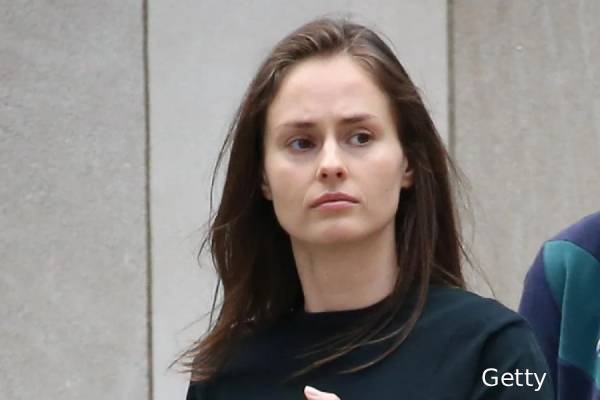 காதலிக்கு ஆயிரம் கோடி ரூபாய்... எப்ஸ்டீன் எழுதி வைத்துள்ள உயில் | Epstein Wrote Will For Girl Friend Million Dollars