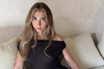 ஒரே நாளில் 1000 பேருடன் உடலுறவு; முண்டியடித்து விண்ணப்பிக்கும் ஆண்கள் - சாதனைக்கு தயாராகும் நடிகை