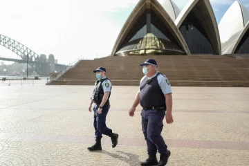 சிட்னியில்  கட்டுப்பாடுகளை  தளர்த்த முடிவு