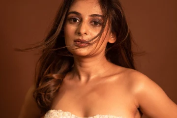 பாபநாசம் பட குழந்தை நட்சத்திரம் எஸ்தர் அணிலா இது.. லேட்டஸ்ட் கிளாமர் புகைப்படங்கள்