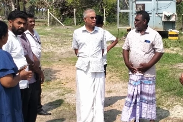 கிளிநொச்சியில் சுண்ணக்கல் அகழ்வுக்கு எதிர்ப்பு தெரிவித்து போராட்டம்: களத்திற்கு சென்ற சுமந்திரன் (Photos)