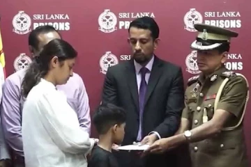 රටම කළඹපු මීගමුව බන්ධනාගාර ගැටුමෙන් මියගිය නිලධාරීන්ගේ පවුල්වලට ලක්ෂ 20 බැගින් වන්දි