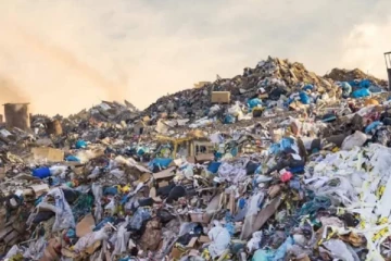 குப்பைகளை அகற்றும் நடவடிக்கைகளிலிருந்து விலகும் பட்டினமும்,சூழலும் பிரதேச சபை தலைவர்
