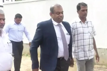 හිටපු පොලිස්පති දේශබන්දුට එරෙහිව අධි චෝදනා භාරදෙයි