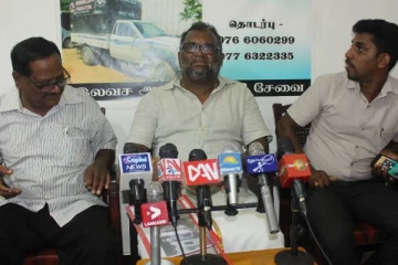 அமரர் ஊர்தி வாகனத்தினை ஆணையாளர் சேதப்படுத்தியதற்கான சகல ஆதாரங்களும் எங்களிடம் உண்டு - கோவிந்தன் கருணாகரம்