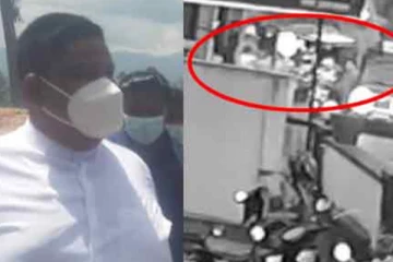 රාජ්‍ය ඇමතිට කුණුහරපෙන් බැන එල්ල කල, හෙල්මට් ප්‍රහාරයේ CCTV දර්ශන මෙන්න..(CCTV VIDEO)