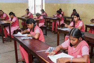 10 மற்றும் 12 ஆம் வகுப்புகளுக்கு வெளியானது திருப்புதல் தேர்வு அட்டவணை...!