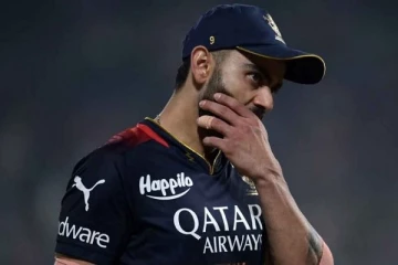 அரையிறுதி வாய்ப்பை இழந்த பெங்களூரு அணி! விராட் கோலியை கலாய்த்த ஆப்கானிஸ்தான் வீரர்