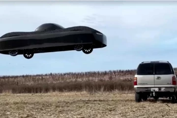 அமெரிக்காவில் அதிகாரப்பூர்வமாக பறக்க தொடங்கிய கார்