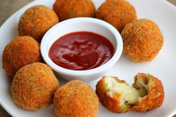 அருமையான சிக்கன் சீஸ் பைட்ஸ் செய்து பார்க்கலாம் வாங்க...