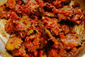 சுகர் நோயாளியா? துளியும் கசப்பே இல்லாத பாகற்காய் சாம்பார்! பத்தே நிமிடத்தில் ருசிக்கலாம் வாங்க