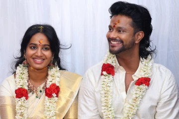 நடிகை பிரிகிடா சகா நிச்சயதார்த்தம் முடிந்தது! புகைப்படங்களுக்கு குவியும் வாழ்த்து