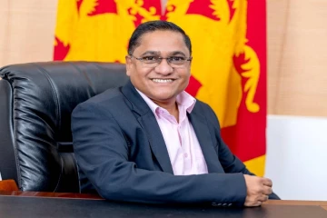 பதற்றங்களுக்கு மத்தியில் அமைச்சர் விஜித ஹேரத் அவசரமாக டில்லி பயணம்