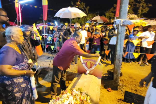 யாழில் மாவீரர் துயிலும் இல்லத்தில் இடம்பெற்ற மாவீரர் தின நிகழ்வு! | Heroes Day Event Held Heroes Home In Jaffna