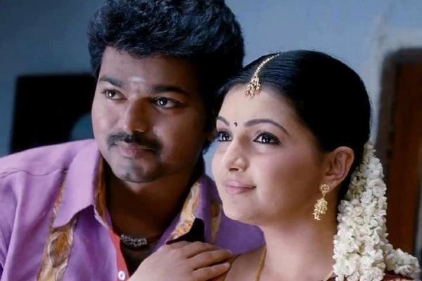 நடிகர் விஜய்யின் ரீல் தங்கையா இது! கணவர், குழந்தைகளுடன் இப்போது எப்படி இருக்கிறார் பாருங்க | Vijay Reel Sister Saranya Mohan Family