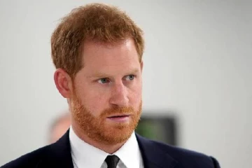 இளவரசர் ஹரி என்னை திருமணம் செய்வதாக சத்தியம் செய்து ஏமாற்றிவிட்டார்! ஆதராங்களை காட்டி பரபரப்பை கிளப்பிய இந்திய பெண்