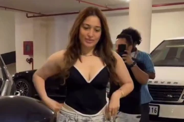 பார்ட்டிக்கு தமன்னா எப்படி வந்திருக்கிறார் பாருங்க.. லேட்டஸ்ட் வீடியோ