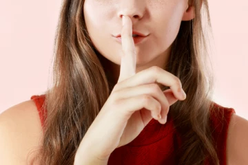 இனி இதை பேசக்கூடாது;  இலங்கையில்  புதிய சட்டம்