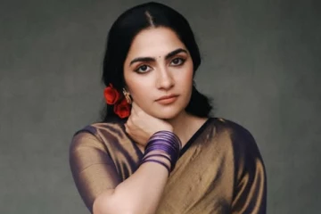 ஆள்மாறாட்டம் செய்து முறைகேடு.. எச்சரித்த நடிகை ருக்மிணி வசந்த்..