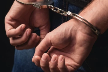 බුම්මාගේ සමීපතෙක් පොලිස් අත්අඩංගුවට.