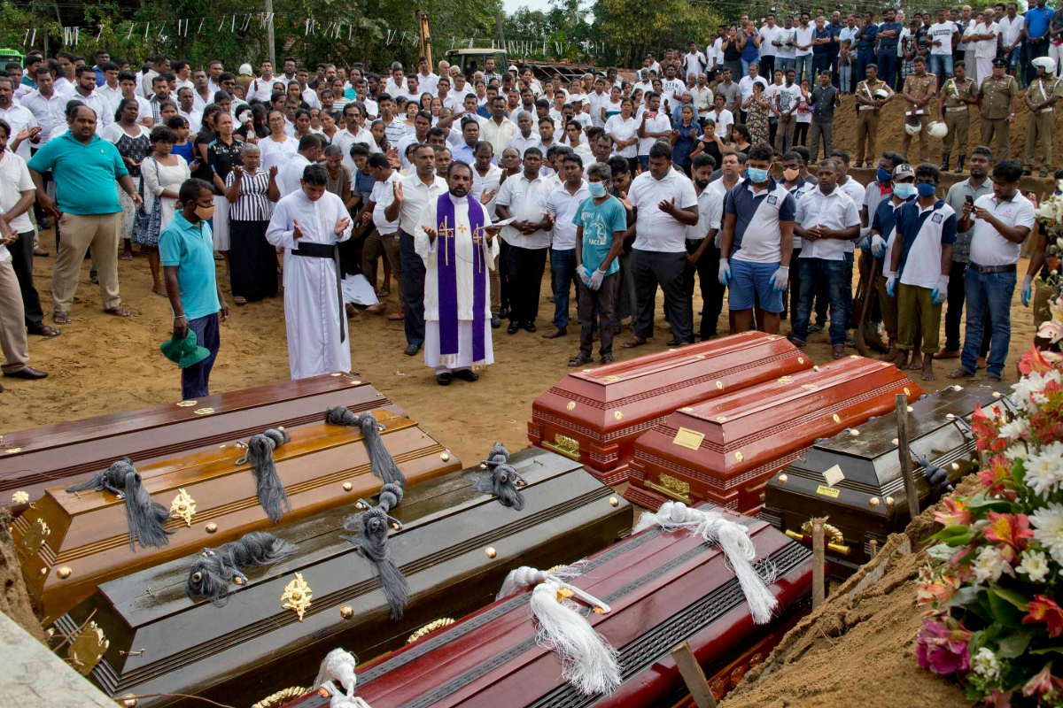 உயிர்த்த ஞாயிறு தாக்குதல்களின் பின்னணியிலுள்ள மறை கரம் : வெளியான புதிய அறிக்கை | New Report Calls For Full Truth On Easter Attacks