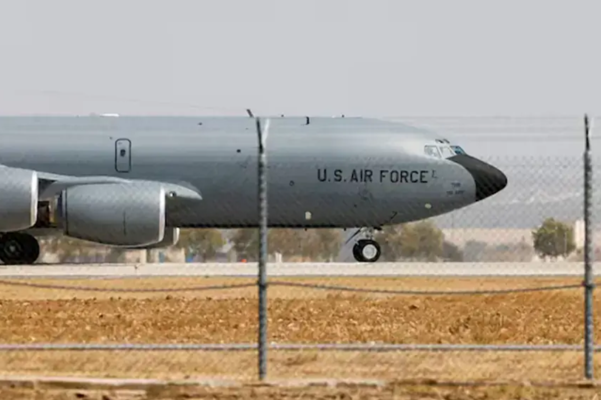 விபத்து அல்ல தாக்குதலே! அமெரிக்க விமானத்தை சுட்டு வீழ்த்திய ஈரானிய ஆதரவுக்குழு | Iranian Iraqi Group Claims Us Military Aircraft