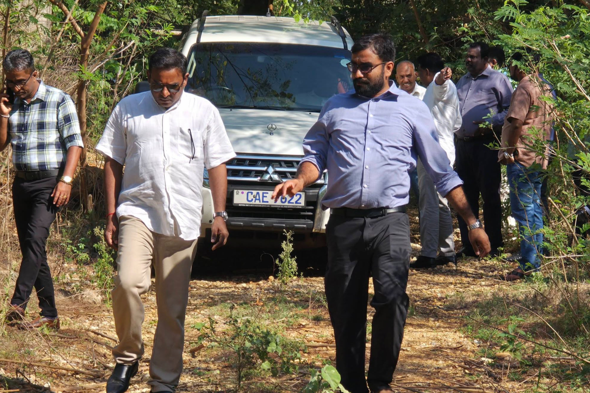 மூன்று தசாப்தங்களுக்கு மேலாக கைவிடப்பட்ட யாழ் காங்கேசன்துறை சீமெந்து தொழிற்சாலையில் ஏற்படவுள்ள மாற்றம்! | Changes Awaiting The Kankesanthurai Cement Factory