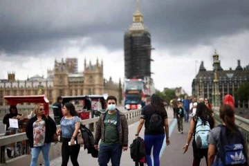 பிரித்தானியாவில் கோவிட் வழக்குகள் திடீரென அதிகரிப்பு! - பிரதமர் விடுத்துள்ள அவசர கோரிக்கை