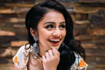 ஹீரோயினே தோற்று விடுவார்கள், Super Singer பிரகதி போட்டோ பார்த்து ரசிகர்கள் ஷாக்