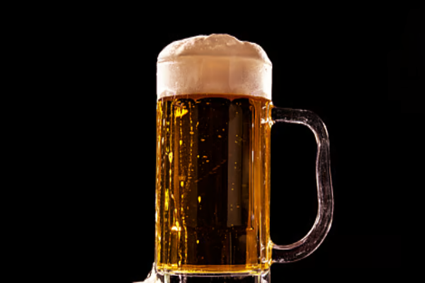 உலகிலேயே அதிகமாக மது குடிக்கும் நாடு எது தெரியுமா? | Country That Drinks The Most Alcohol In The World