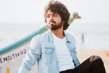 நடிகரும், இசையமைப்பாளருமான ஜி.வி. பிரகாஷின் சொத்து மதிப்பு எவ்வளவு தெரியுமா.. இதோ