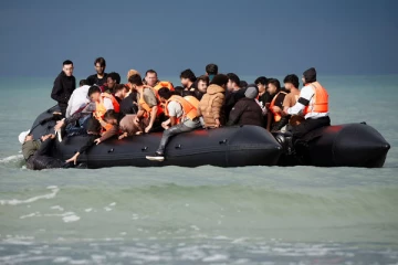 உயிரிழப்புகள் தொடர்ந்தும் தொடர்ந்து பிரித்தானியாவுக்குள் நுழைய முயலும் புலம்பெயர்வோர்